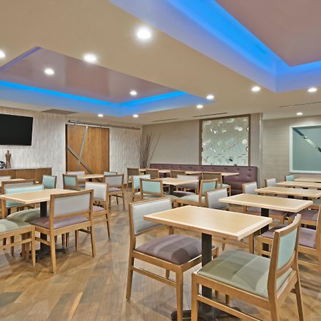 Holiday Inn Express & Suites New Cumberland By Ihg Zewnętrze zdjęcie