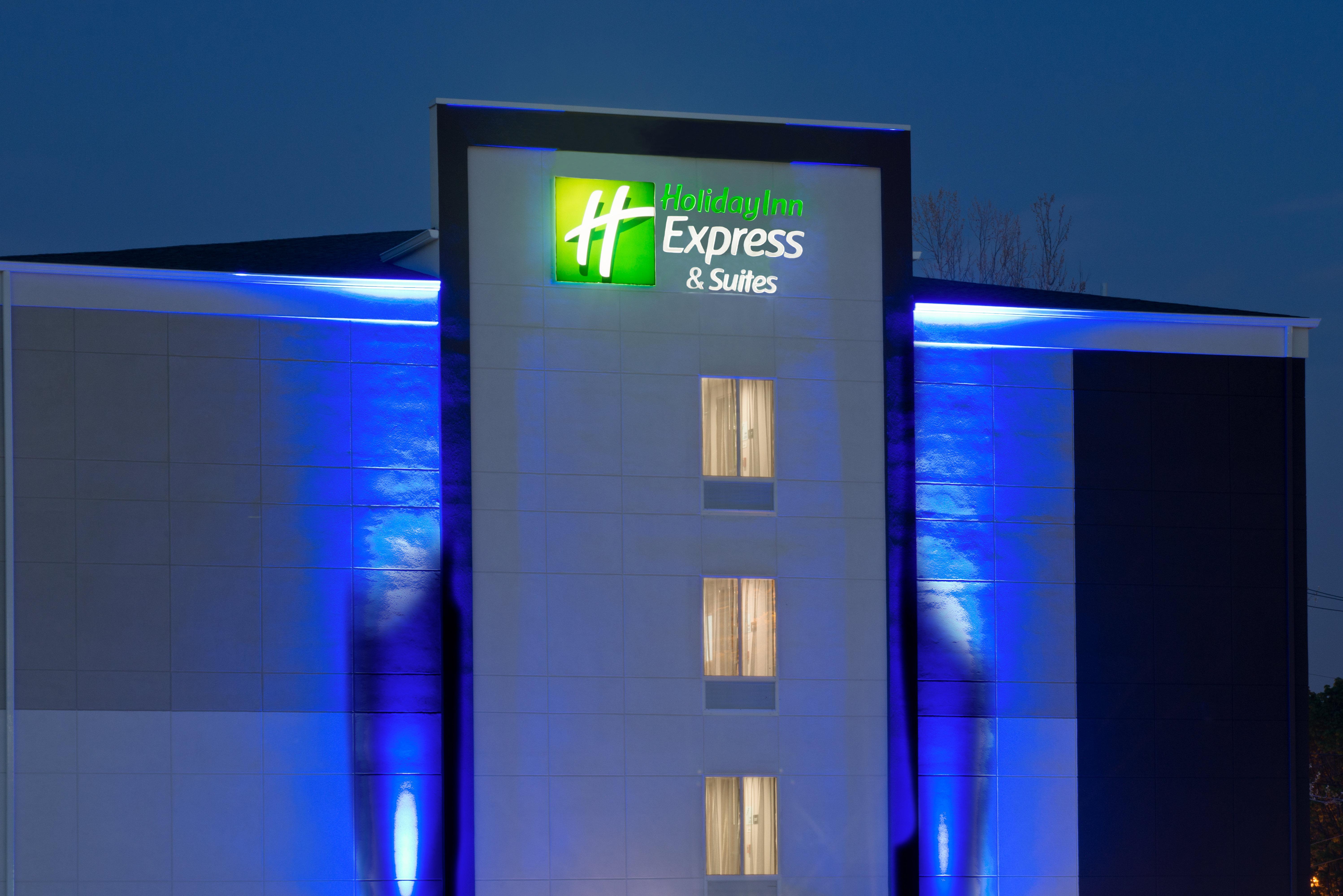 Holiday Inn Express & Suites New Cumberland By Ihg Zewnętrze zdjęcie