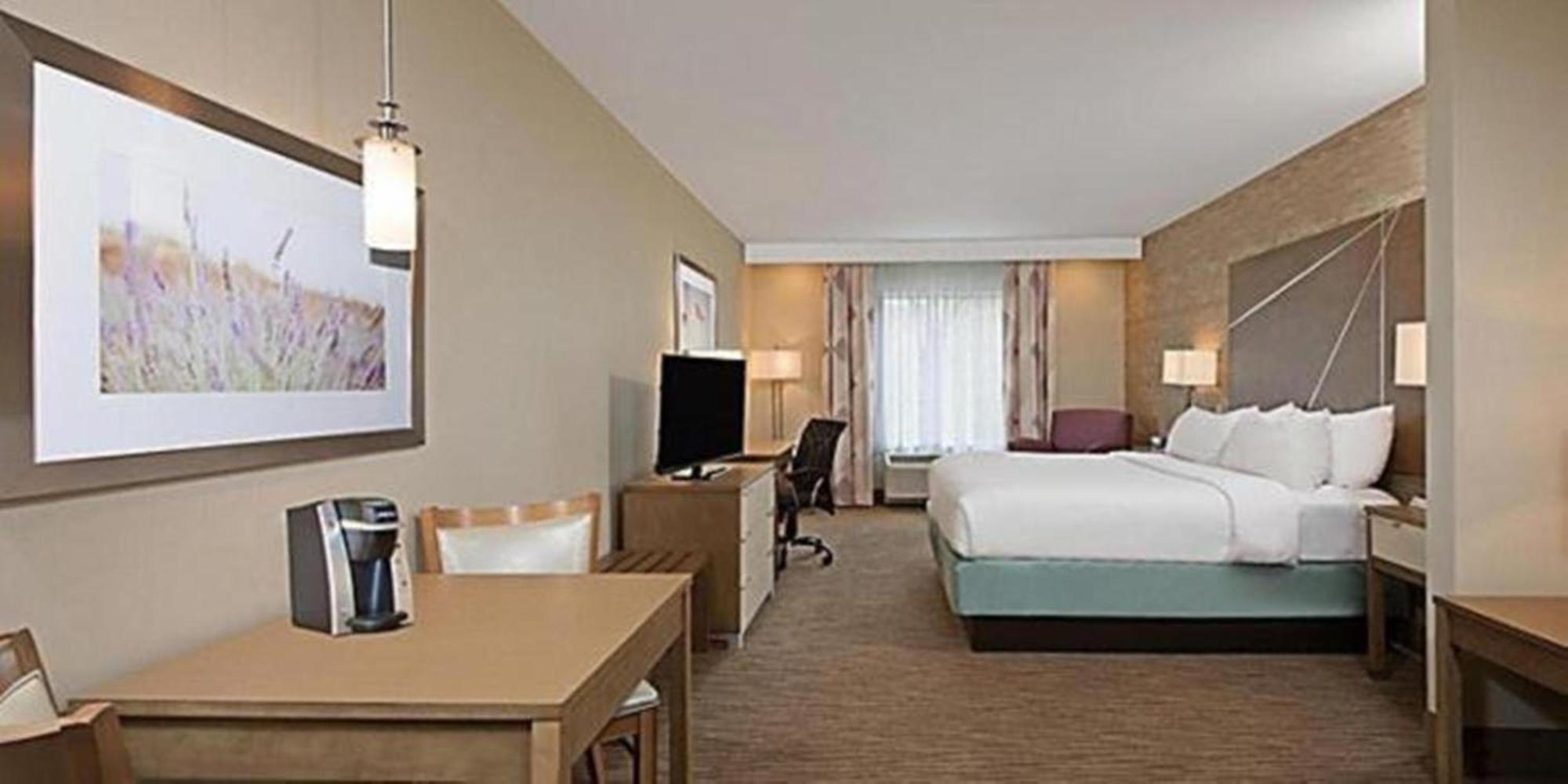 Holiday Inn Express & Suites New Cumberland By Ihg Zewnętrze zdjęcie